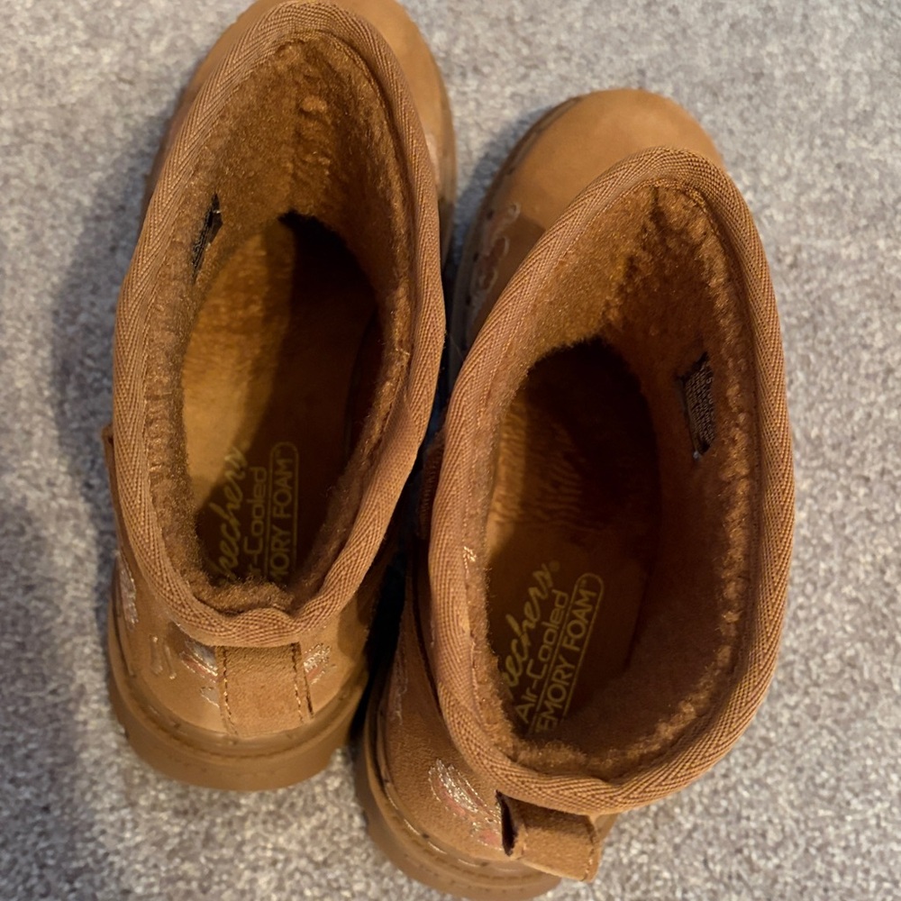 Skechers Women’s Chestnut Embroidered Platform Winter Boots - Picture 5 of 6